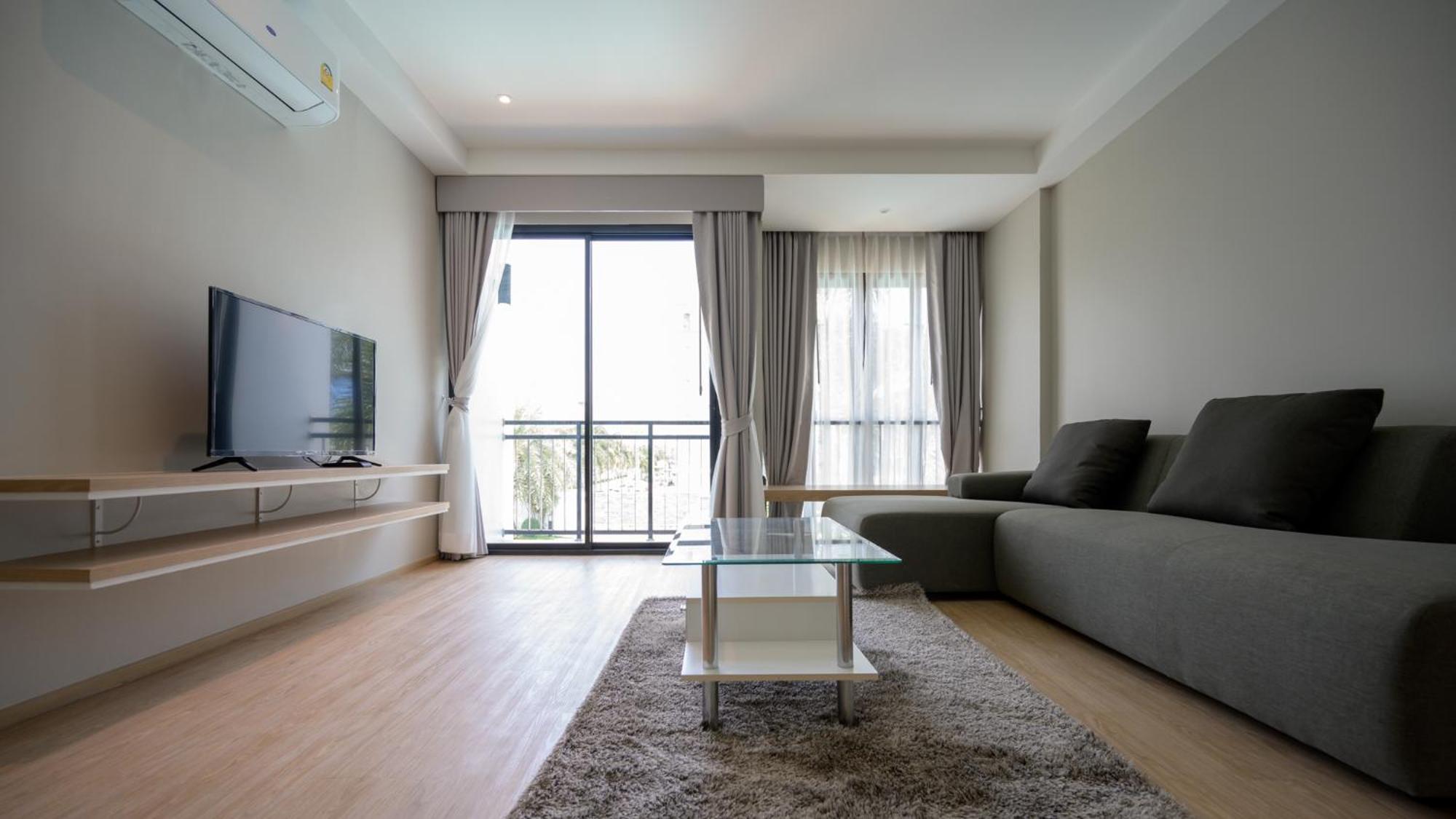 Platinum Hotel Районг Экстерьер фото